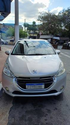 PEUGEOT 208 1.5 ACTIVE 8V FLEX 4P MANUAL PEUGEOT 208 1.5 ACTIVE 8V FLEX 4P MANUAL